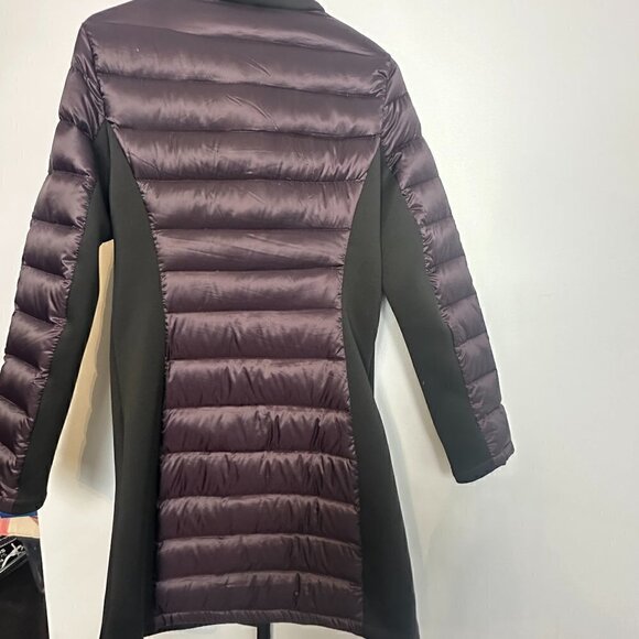 EUC T Tahari Down Jacket Asymmetrical Front Zipper - Size M - Purple/Black - Picture 8 of 12